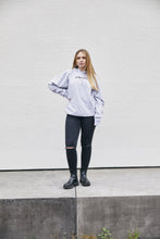 Lade das Bild in den Galerie-Viewer, Wolf of Swetch